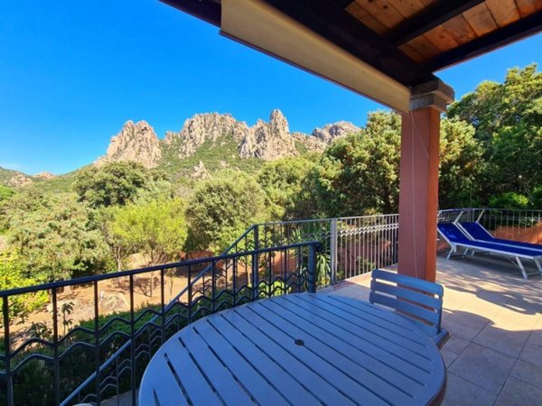 appartamento in vendita ad Olbia in zona San Pantaleo