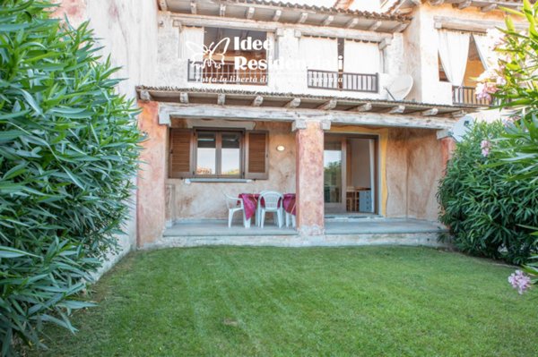 appartamento in vendita ad Olbia in zona Pittulongu