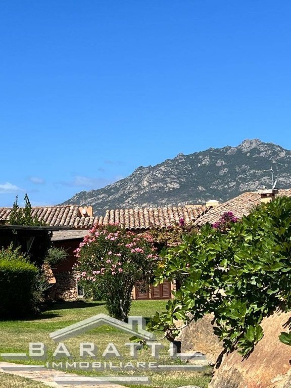 villa in vendita ad Olbia in zona Porto Rotondo