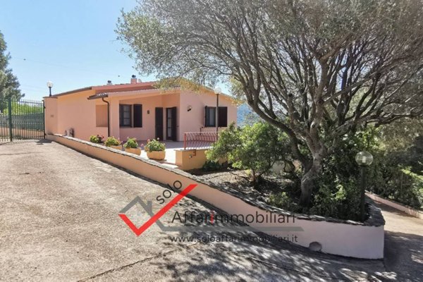 casa indipendente in vendita ad Olbia