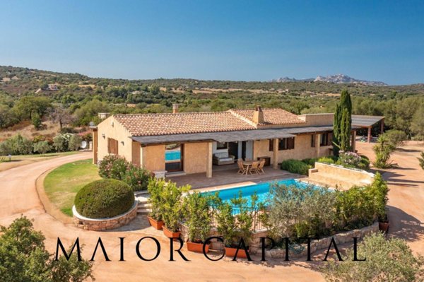casa indipendente in vendita ad Olbia in zona Sole Ruiu