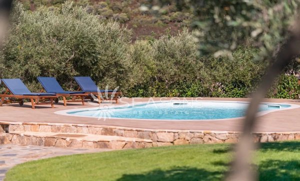 casa indipendente in vendita ad Olbia in zona Porto Rotondo