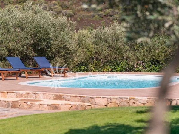 casa indipendente in vendita ad Olbia in zona Porto Rotondo