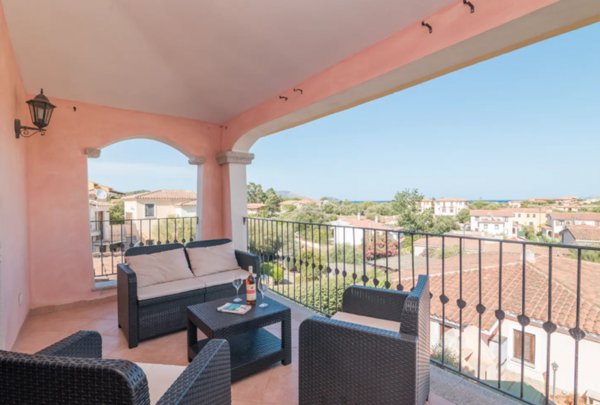 appartamento in vendita ad Olbia in zona Pittulongu