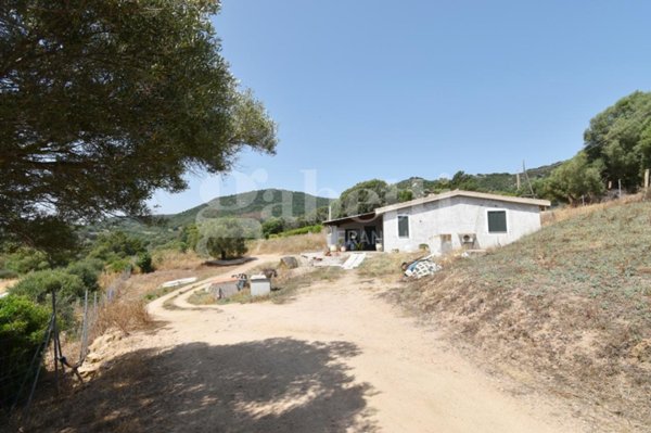 casa indipendente in vendita ad Olbia in zona Santa Mariedda