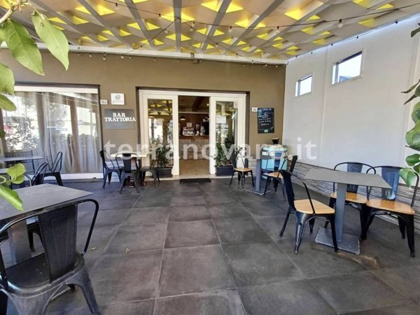 negozio in vendita ad Olbia in zona San Simplicio