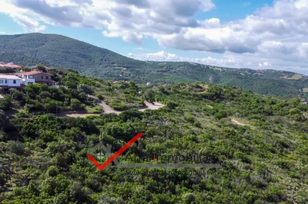 terreno agricolo in vendita ad Olbia in zona Sole Ruiu