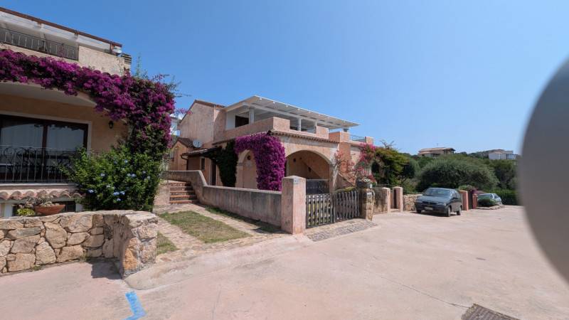 appartamento in vendita ad Olbia in zona Pittulongu