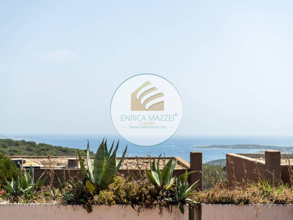 appartamento in vendita ad Olbia in zona Cugnana