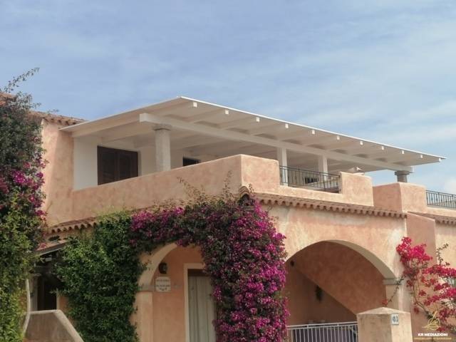 appartamento in vendita ad Olbia in zona Pittulongu