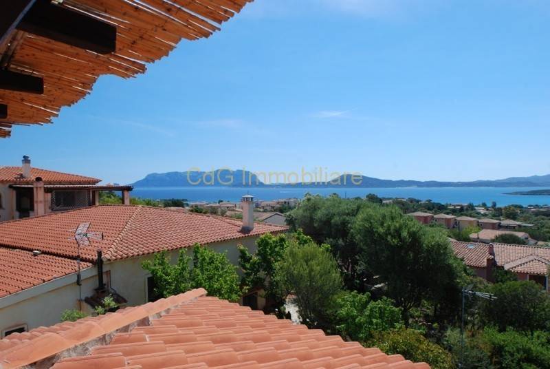 appartamento in vendita ad Olbia in zona Pittulongu