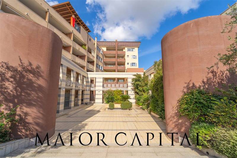 locale commerciale in vendita ad Olbia in zona Aldo Moro