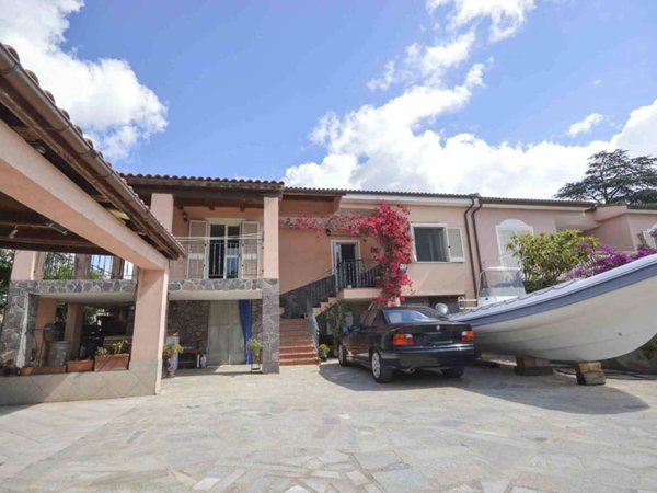 casa indipendente in vendita ad Olbia