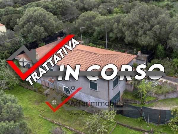 casa indipendente in vendita ad Olbia in zona Rudalza