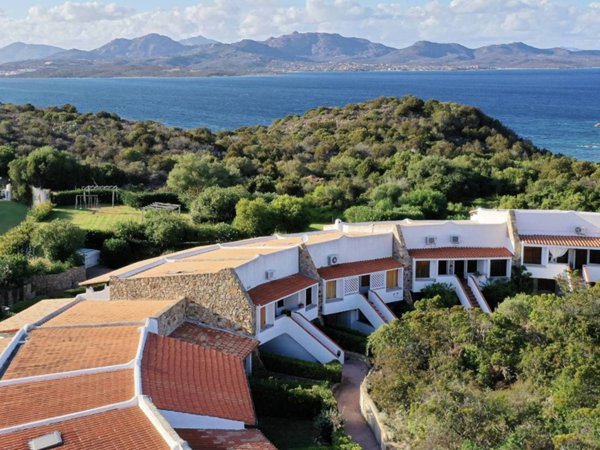 casa indipendente in vendita ad Olbia in zona Murta Maria