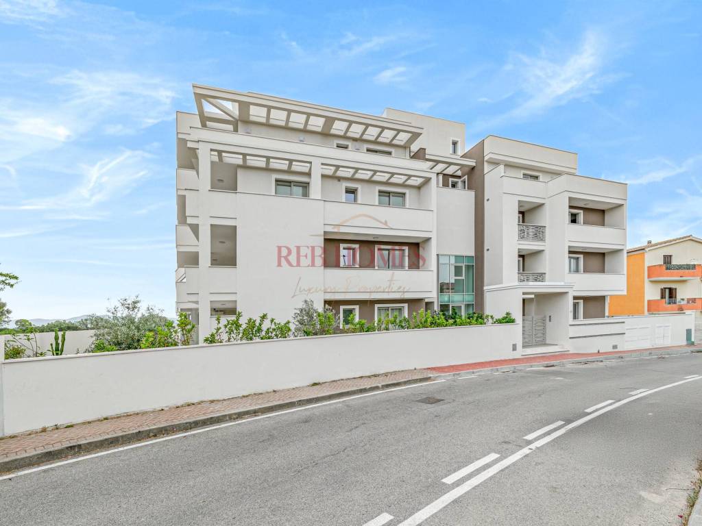 appartamento in vendita ad Olbia in zona Aldo Moro