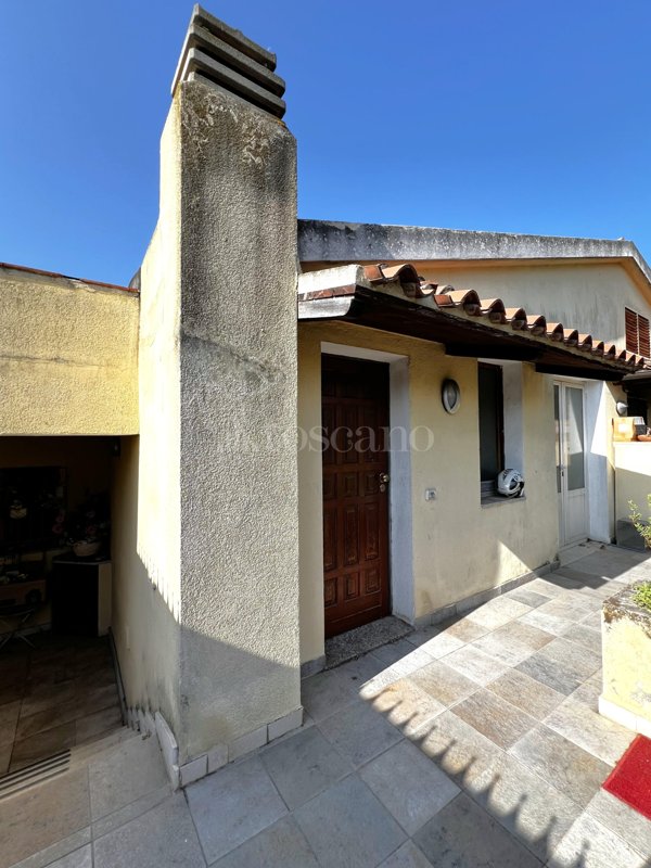 casa indipendente in vendita ad Olbia in zona Aldo Moro