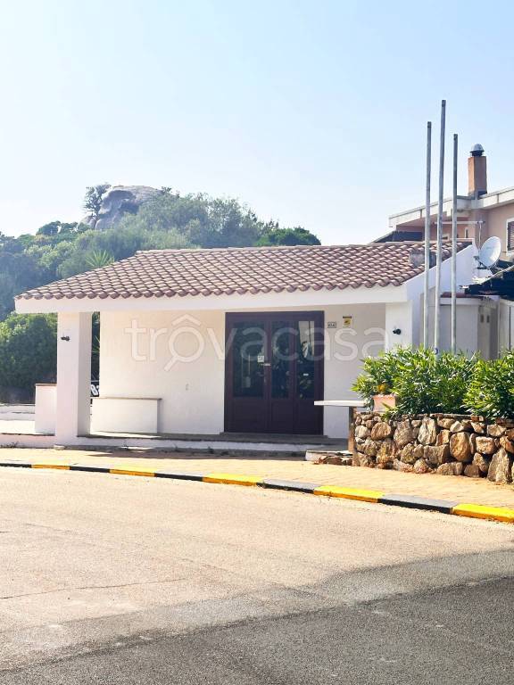 monolocale in vendita ad Olbia in zona Porto Rotondo