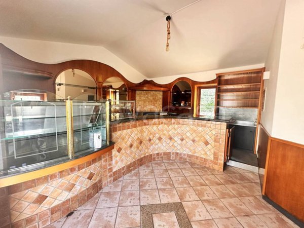 negozio in vendita ad Olbia in zona Porto Rotondo