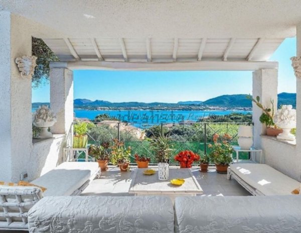 appartamento in vendita ad Olbia in zona Porto Rotondo