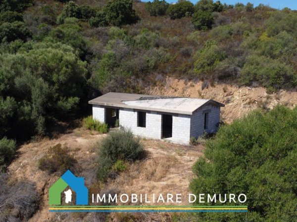 casa indipendente in vendita ad Olbia in zona Porto Istana