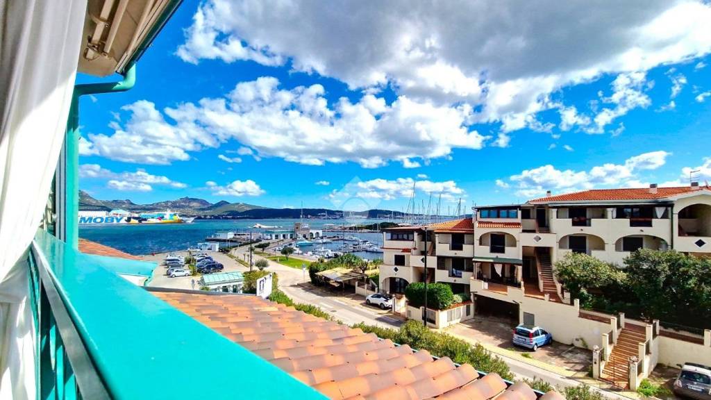 appartamento in vendita ad Olbia in zona Olbia Mare / Sa Marinedda