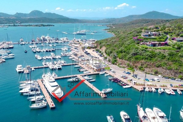 appartamento in vendita ad Olbia in zona Portisco