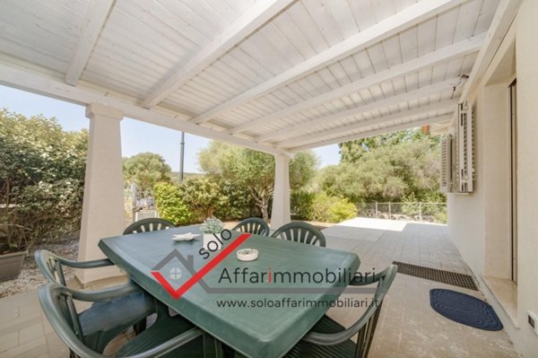 casa indipendente in vendita ad Olbia in zona Pittulongu