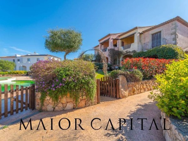 appartamento in vendita ad Olbia in zona Pittulongu