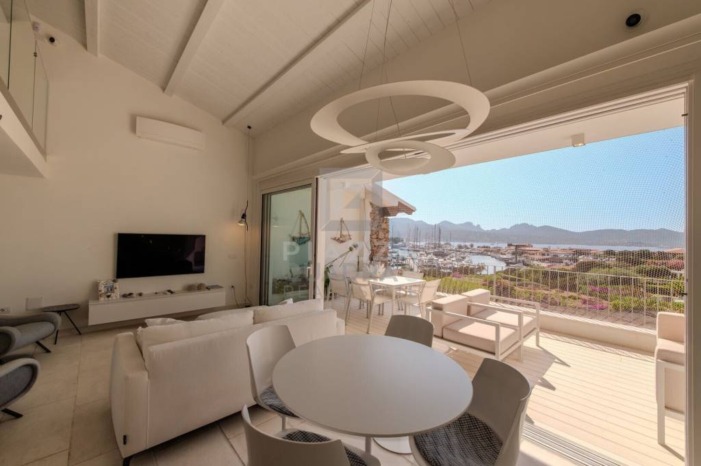 appartamento in vendita ad Olbia in zona Porto Rotondo