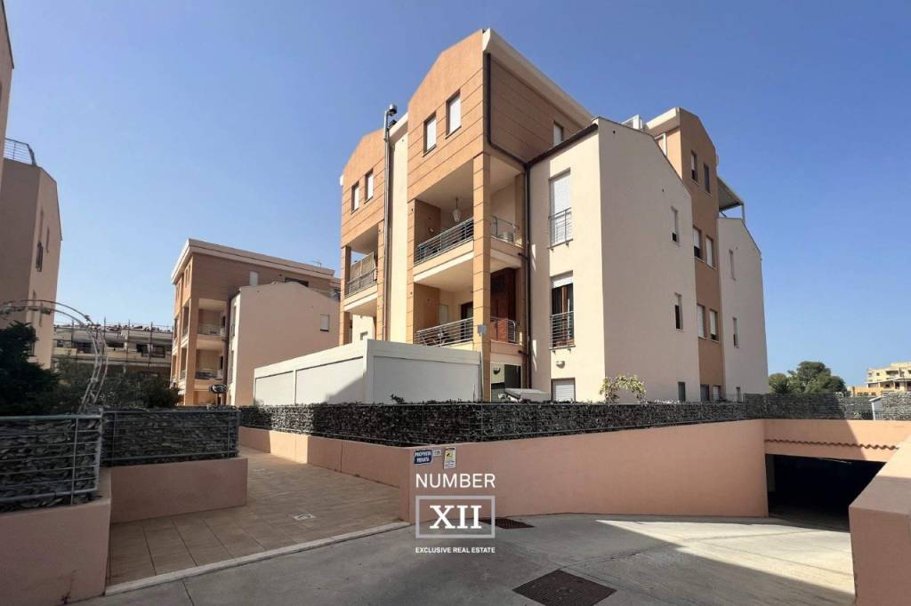 appartamento in vendita ad Olbia in zona Centro Storico