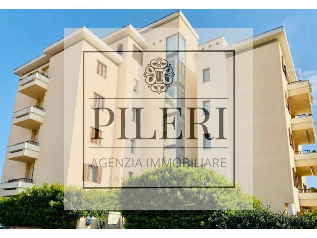 appartamento in vendita ad Olbia in zona Baratta