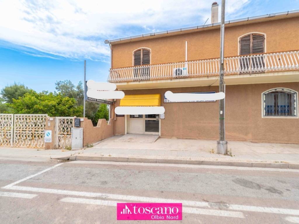 intera palazzina in vendita ad Olbia in zona Bandinu