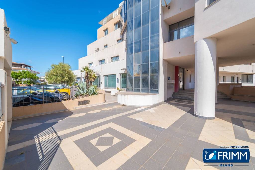 appartamento in vendita ad Olbia in zona Aldo Moro
