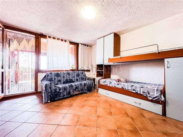 appartamento in vendita ad Olbia in zona Cugnana
