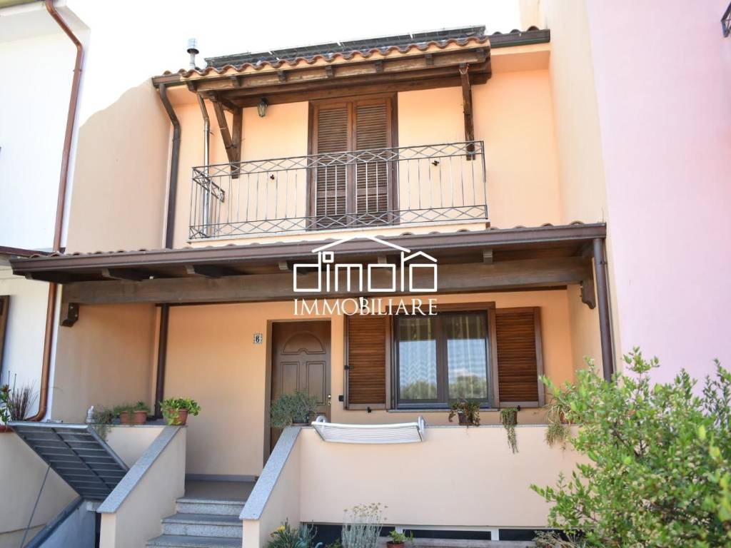 casa indipendente in vendita ad Olbia in zona Lu Sticcadu