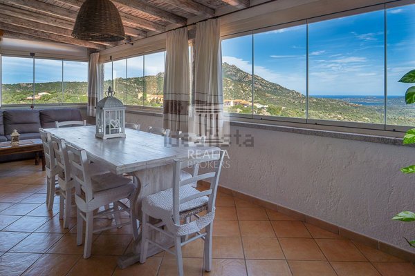 casa indipendente in vendita ad Olbia in zona Sole Ruiu