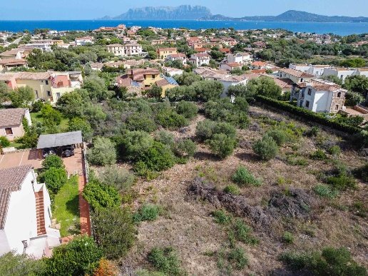 casa indipendente in vendita ad Olbia in zona Bados