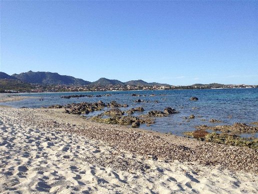 casa indipendente in vendita ad Olbia in zona Bados