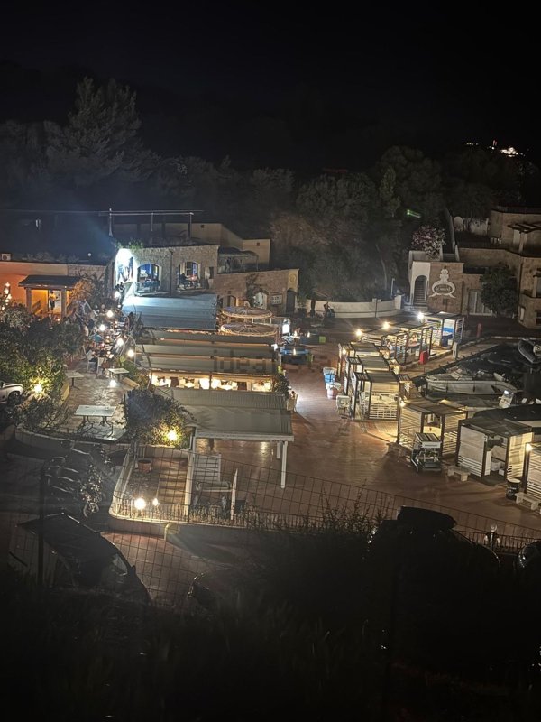 appartamento in vendita ad Olbia in zona Cugnana