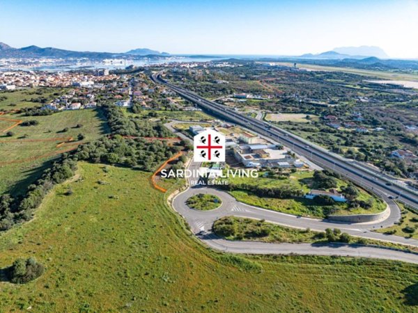 terreno in vendita ad Olbia in zona Bandinu
