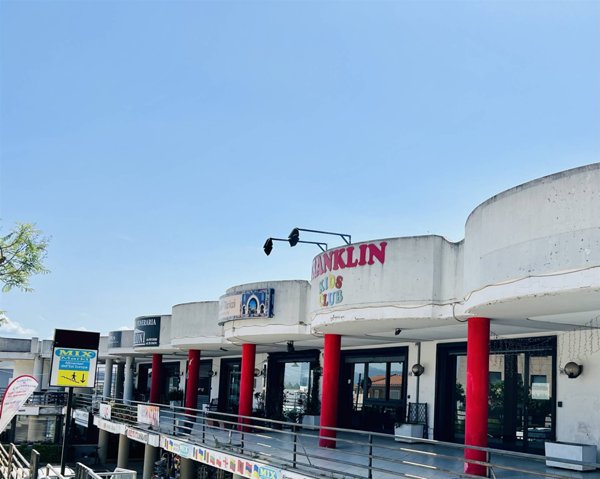 negozio in vendita ad Olbia in zona Aldo Moro