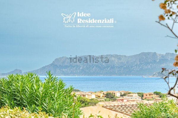 casa indipendente in vendita ad Olbia in zona Pittulongu