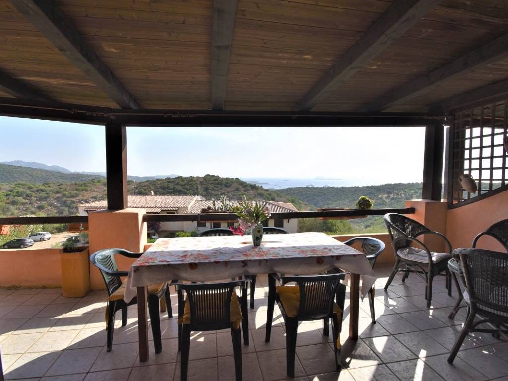 appartamento in vendita ad Olbia in zona Portisco