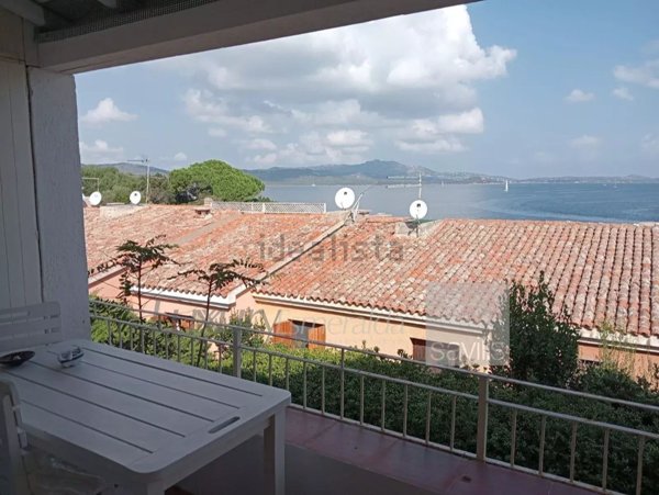 appartamento in vendita ad Olbia in zona Rudalza