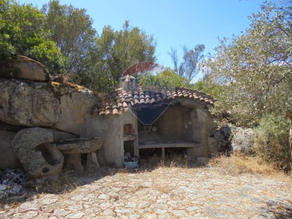 casa indipendente in vendita ad Olbia in zona Putzolu
