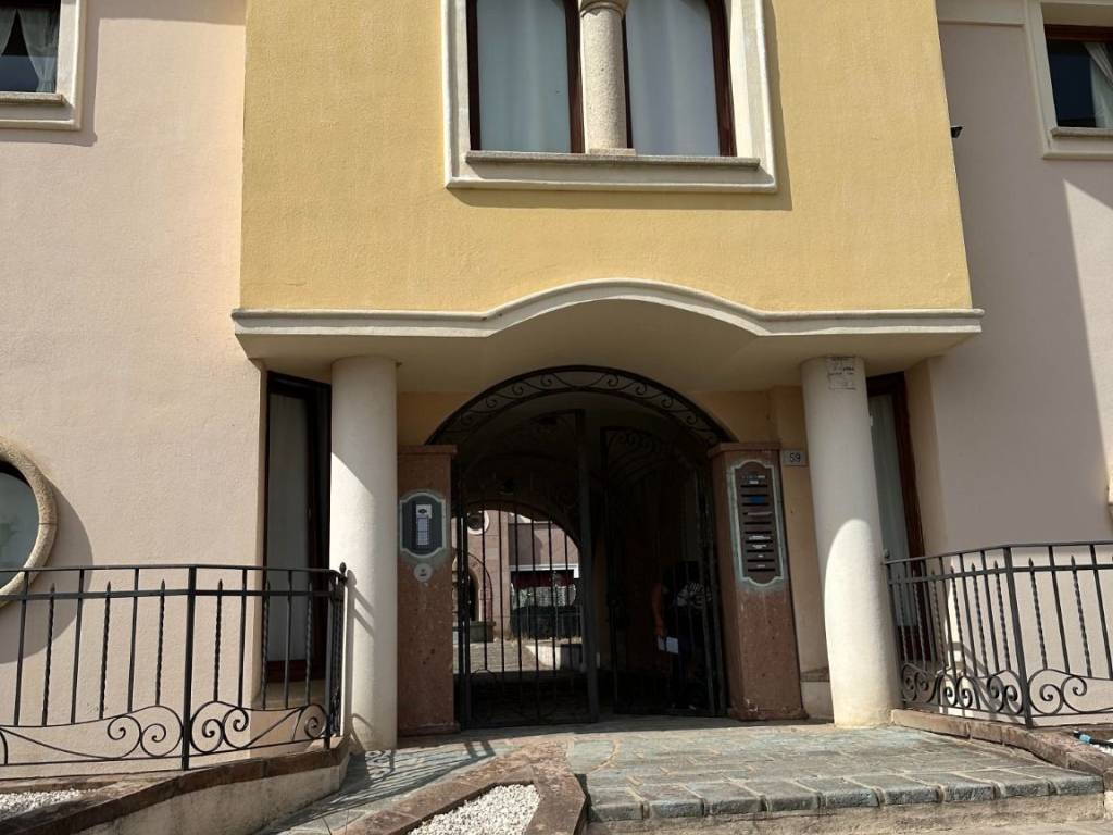 appartamento in vendita ad Olbia in zona Aldo Moro