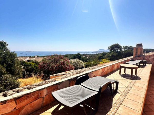 casa indipendente in vendita ad Olbia in zona Portisco