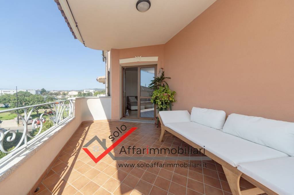 appartamento in vendita ad Olbia in zona Bandinu