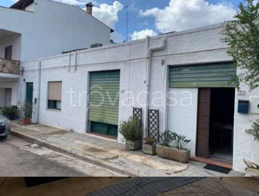 appartamento in vendita ad Olbia in zona Bandinu